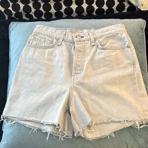 〰️ rag & bone grey denim shorts